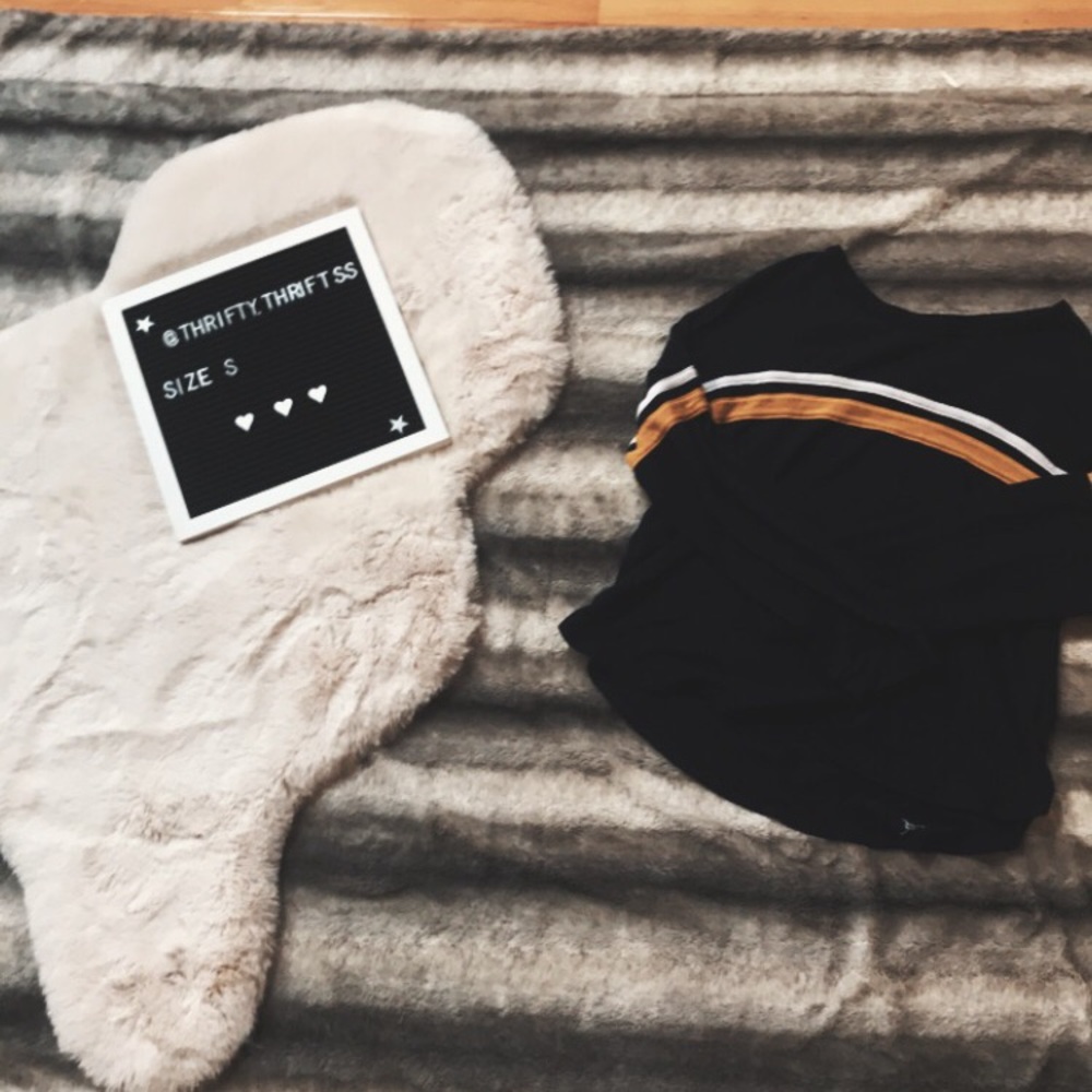 long sleeve navy striped top